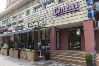 Мини-отель Отель «Салем» на Абая Алматы-1